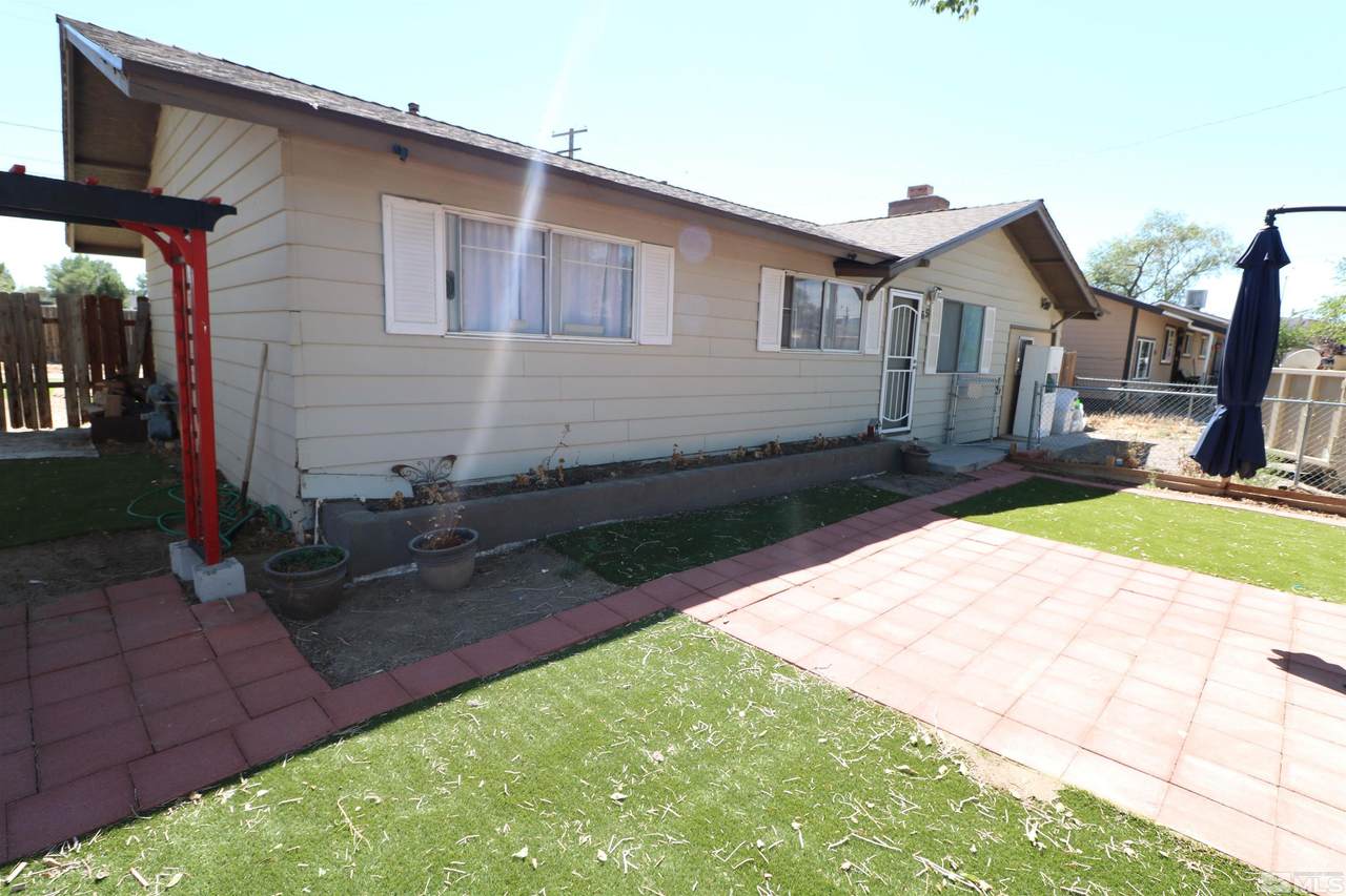 65 Cedar St - Photo 1