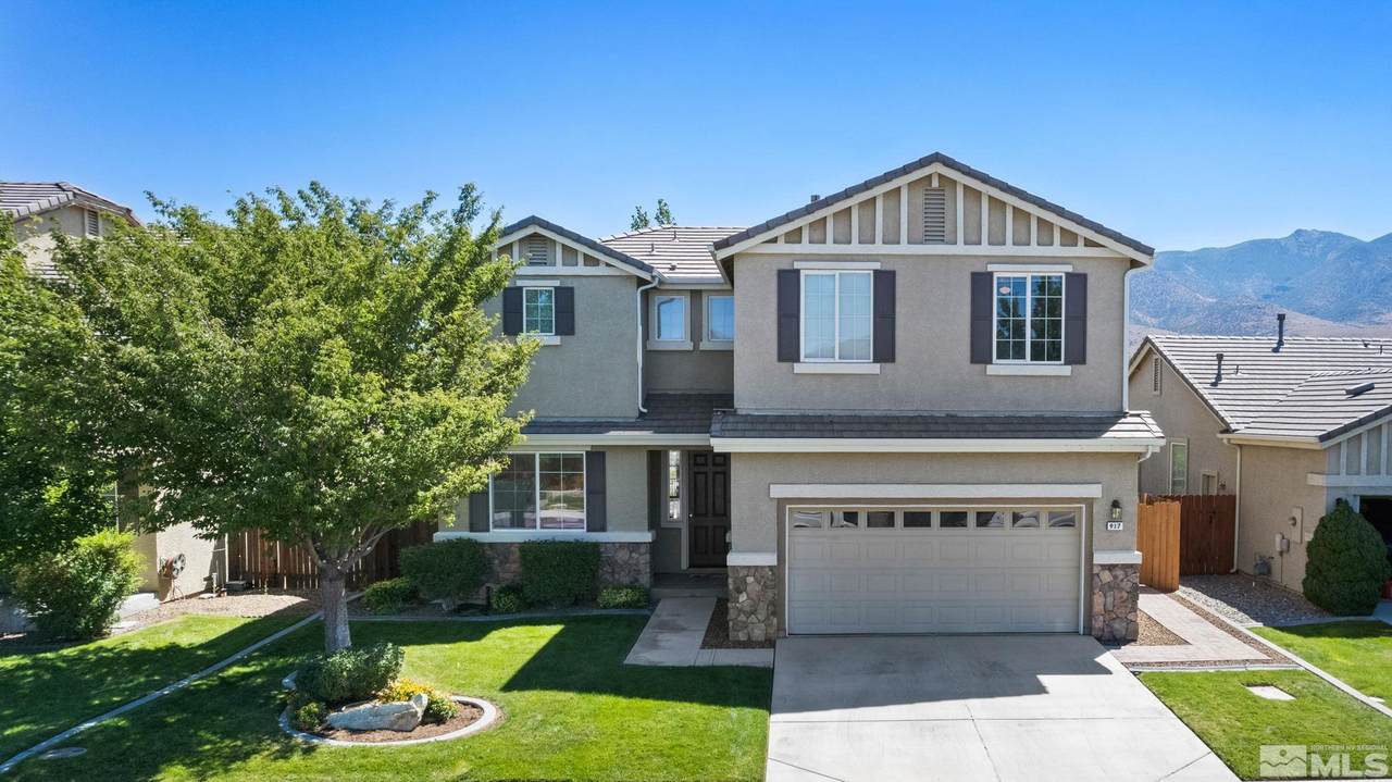 917 Lakeview Drive - Photo 1