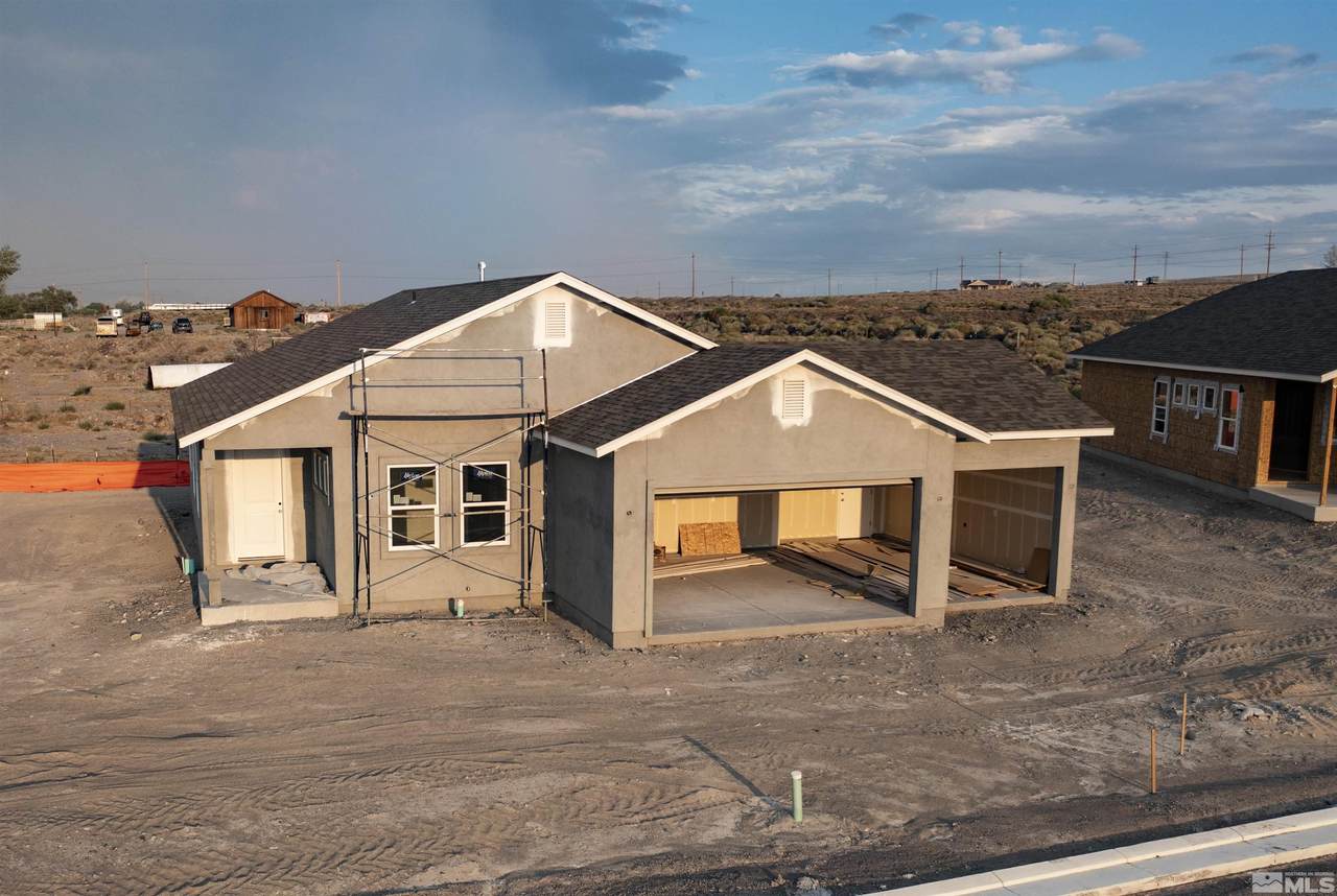 1326 Serenity Circle - Photo 1