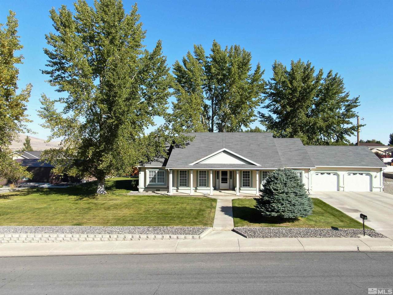 5605 Palisade - Photo 1