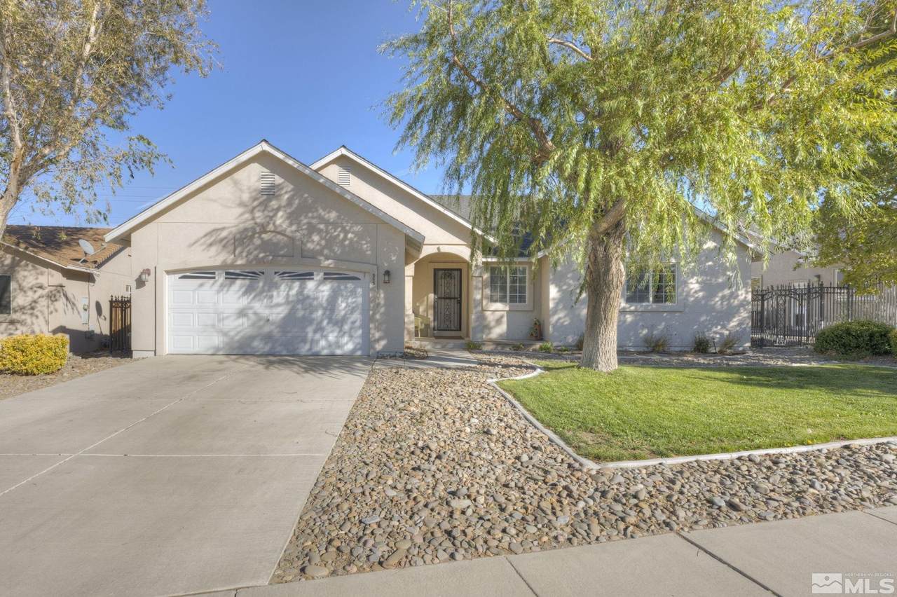 553 Wedge Ln - Photo 1