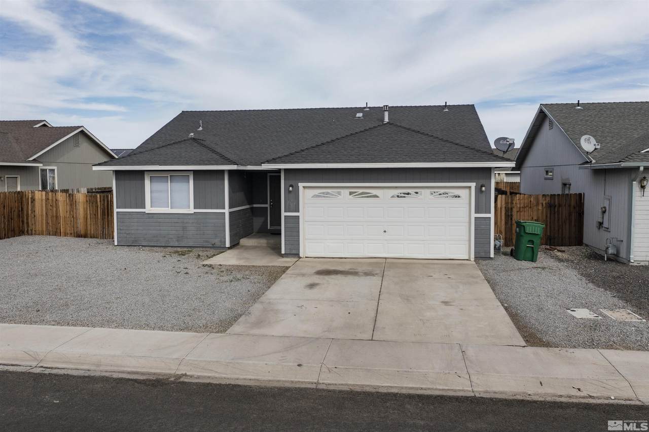 212 Emigrant Way - Photo 1