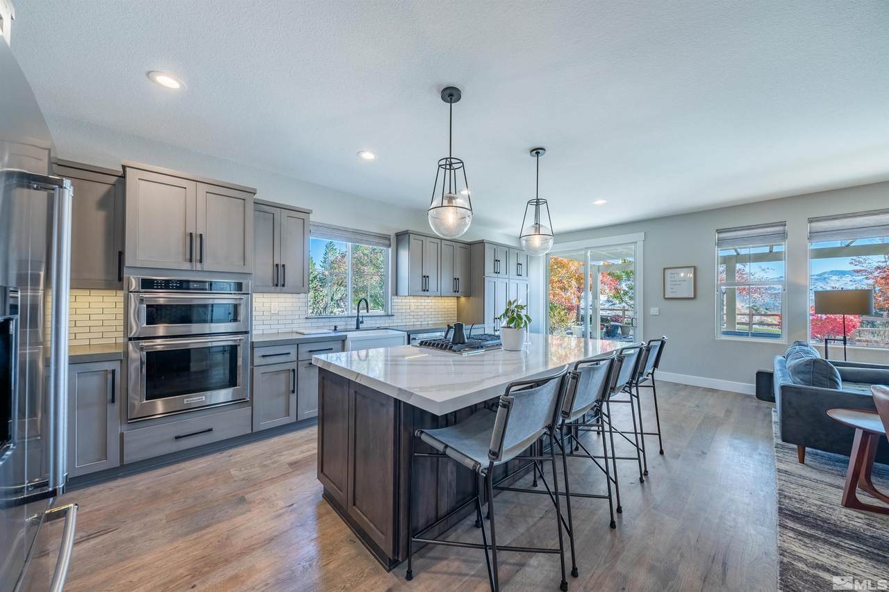 8160 Sierra Ridge Ct - Photo 1