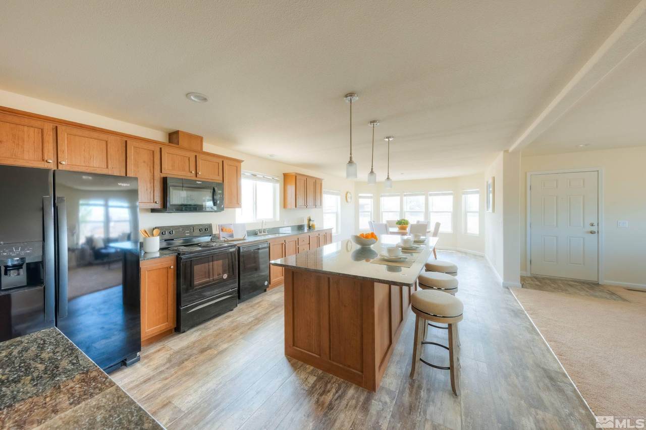 252 Westbrook Ln - Photo 1