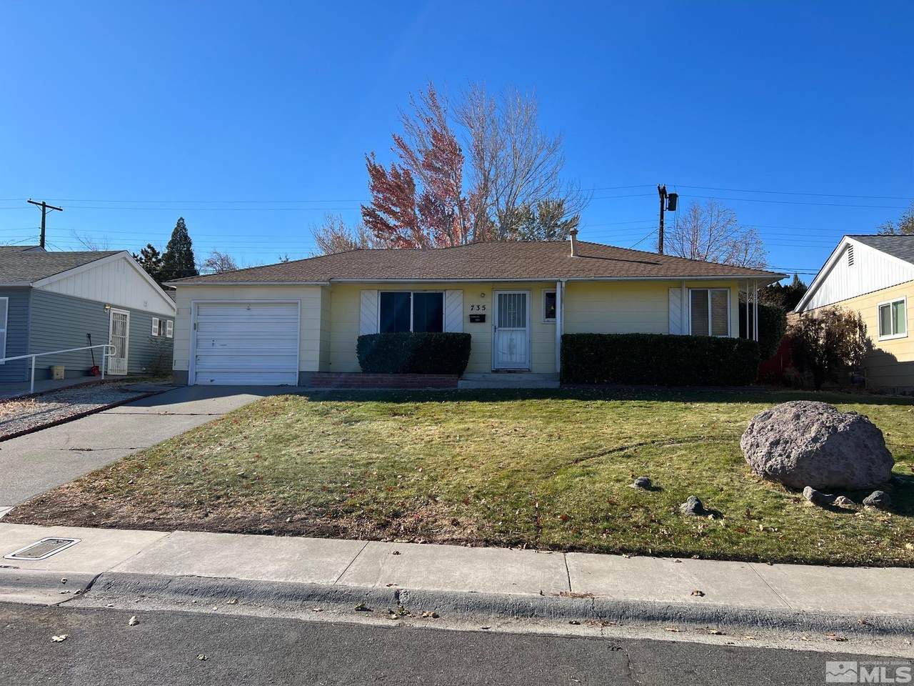 735 Reeves Ave. - Photo 1