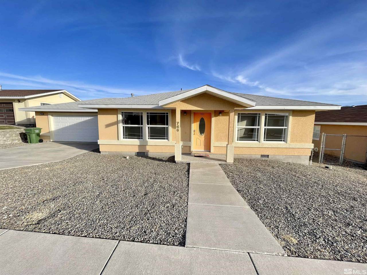 766 Lonnie Ln - Photo 1