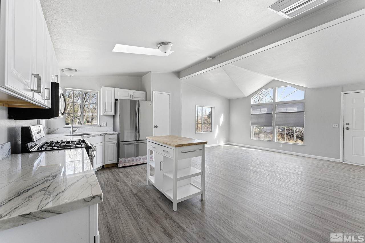 6200 Rams Horn Rd - Photo 1