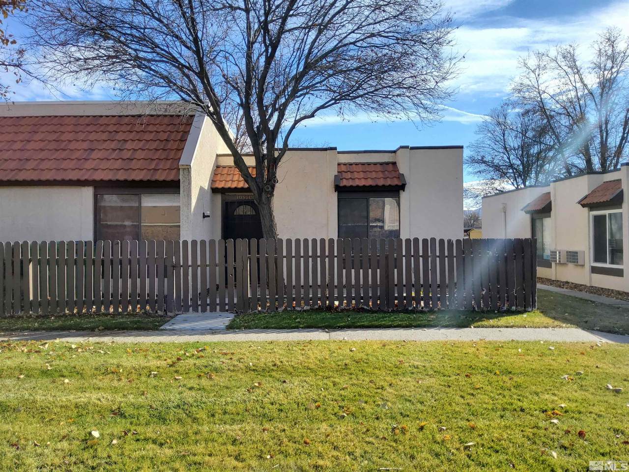1036 Baywood - Photo 1