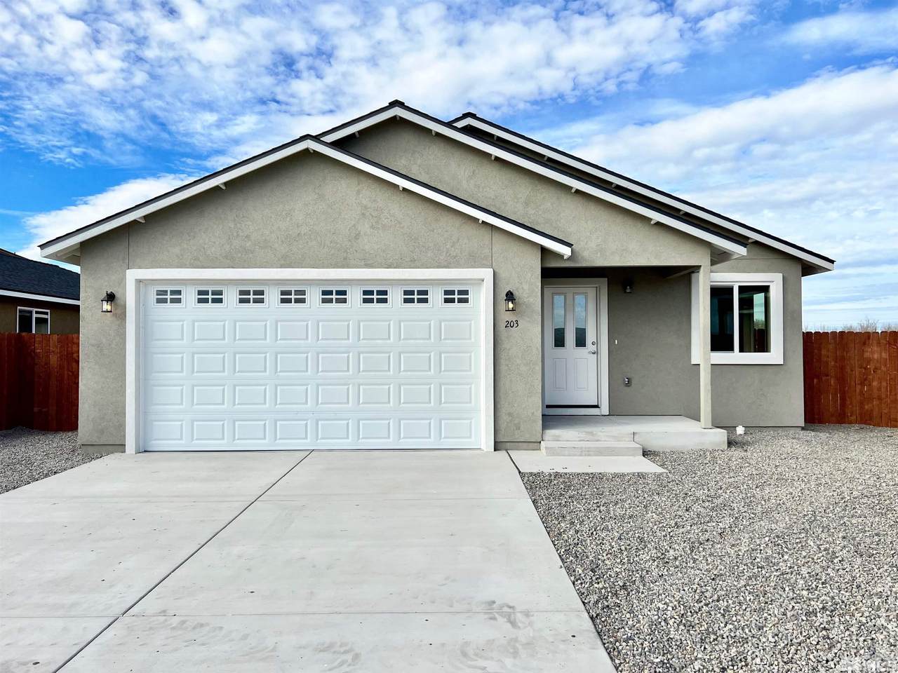 203 Brent - Photo 1
