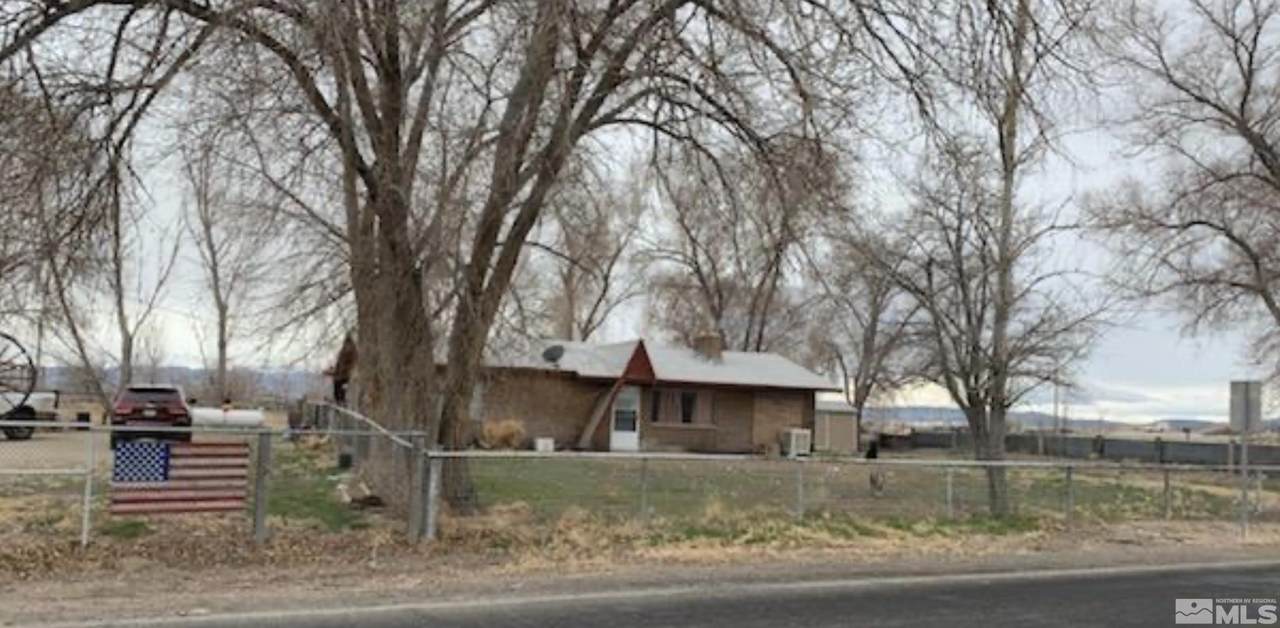 2975 Lone Tree Road - Photo 1