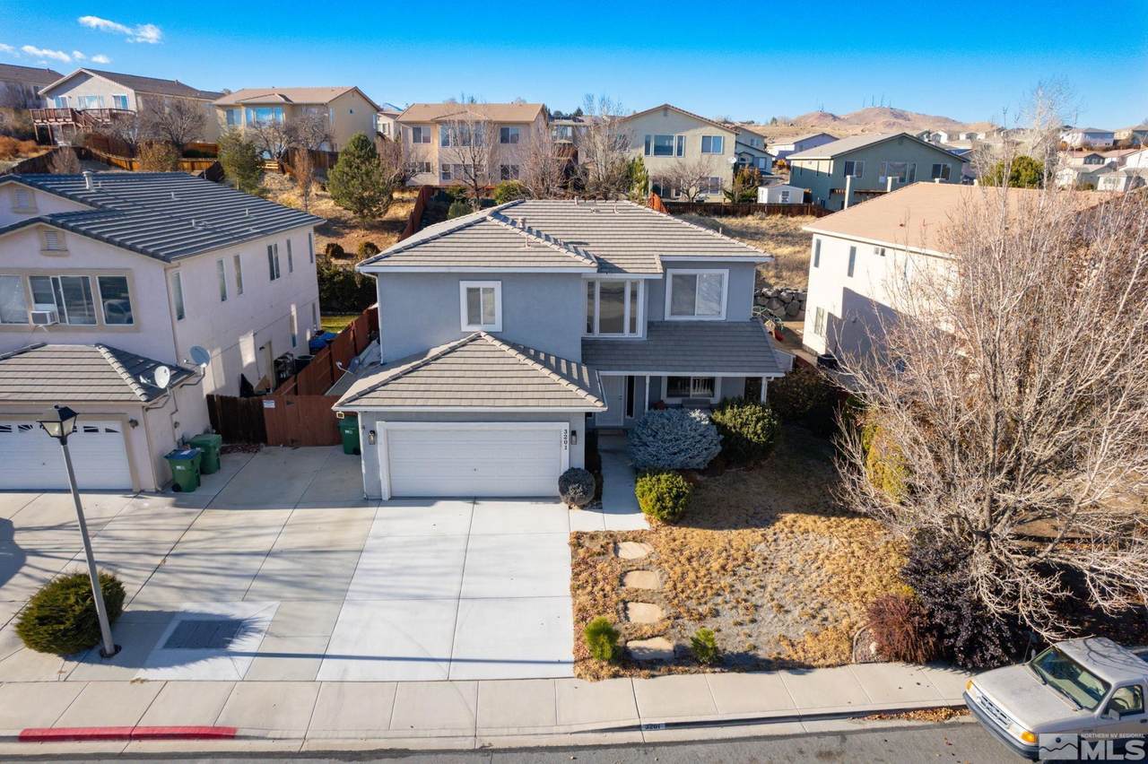 3201 Creekside Ln - Photo 1