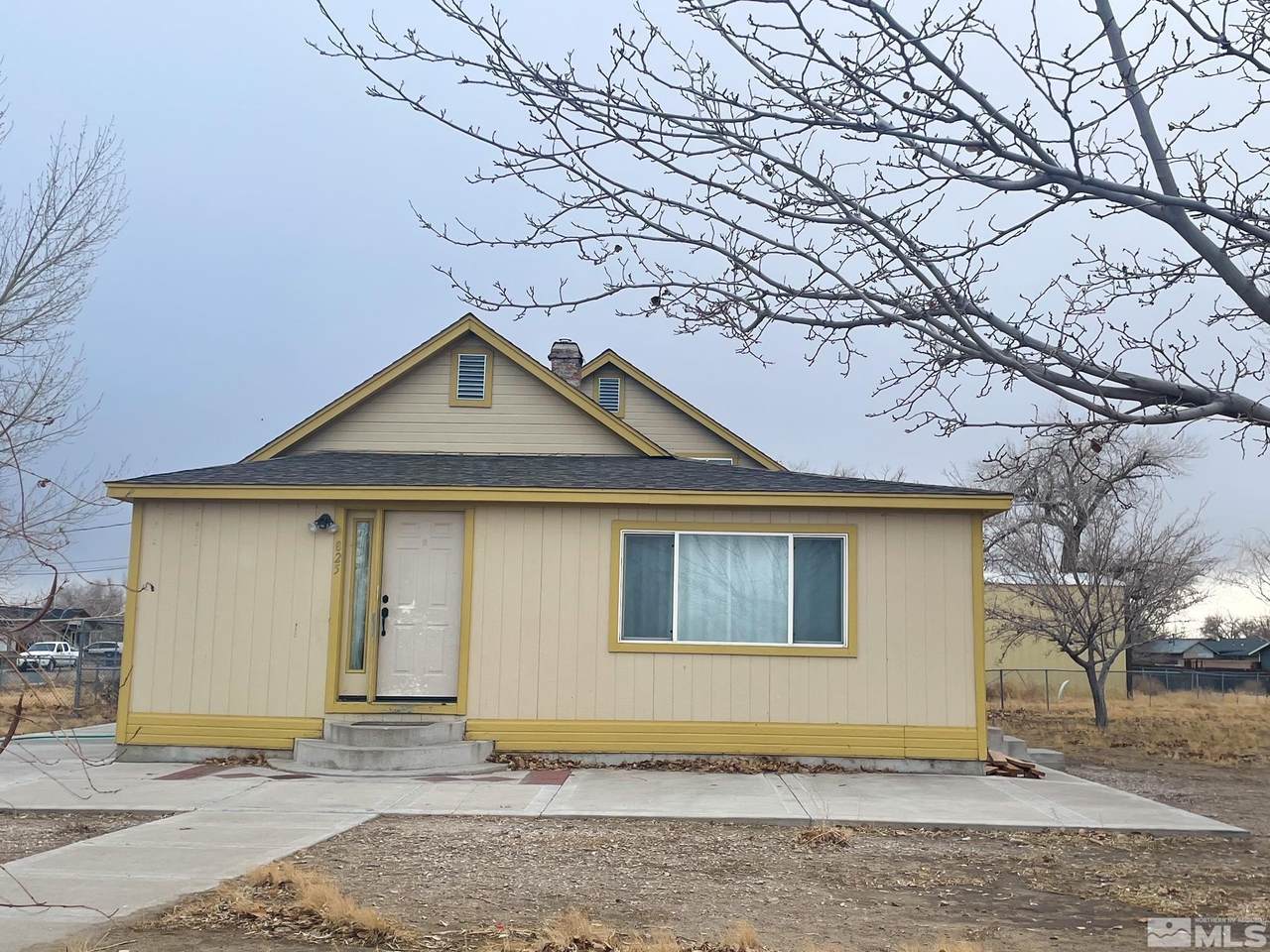 825 Babb Place - Photo 1
