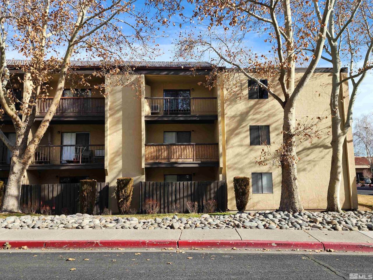 2450 Lymbery St - Photo 1