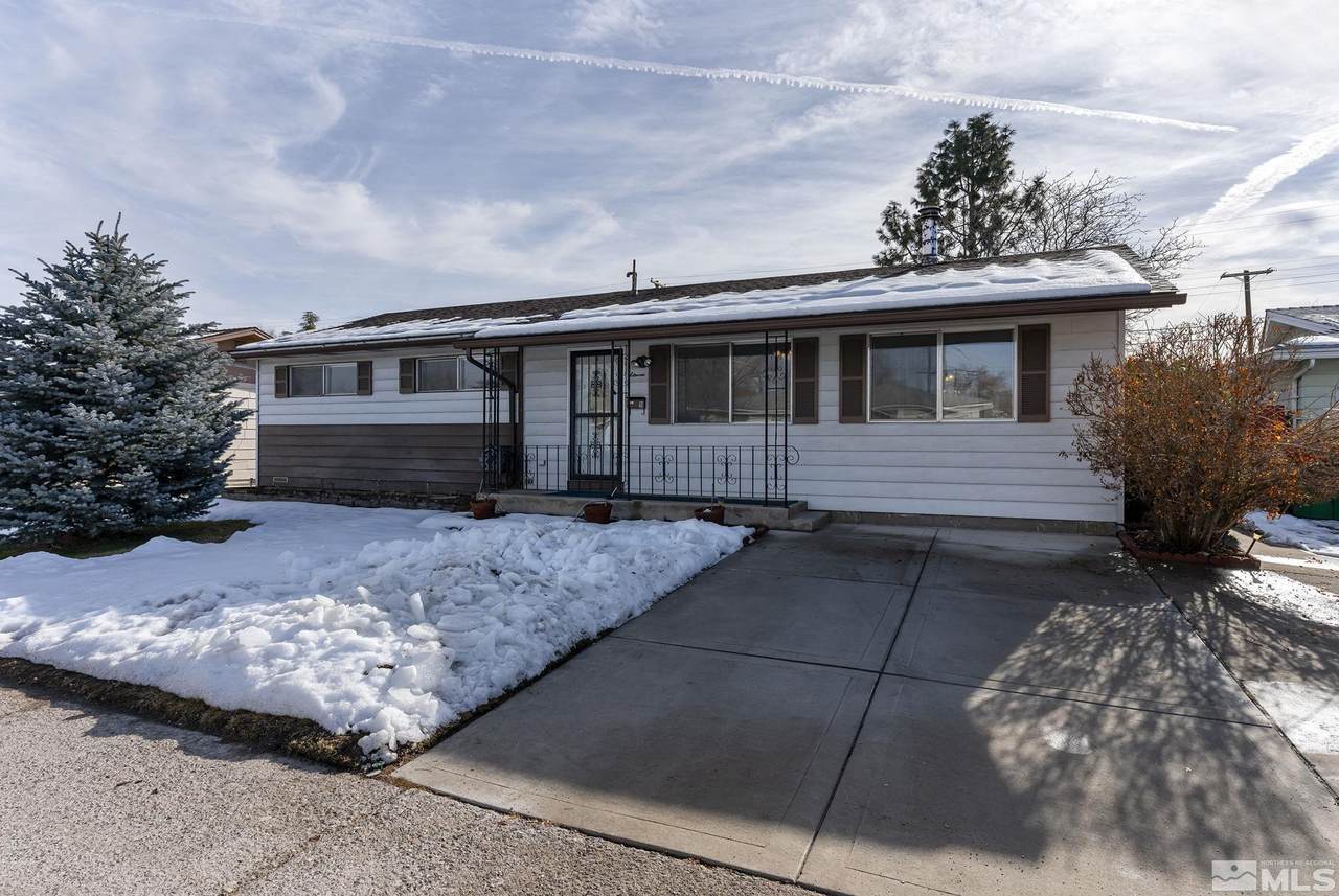 11 Sheridan Way - Photo 1