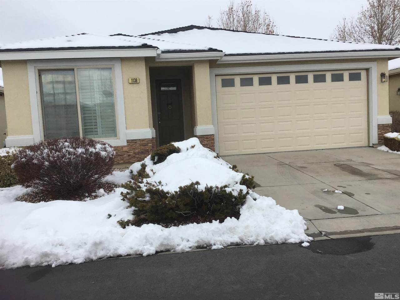 1138 Drake Way - Photo 1