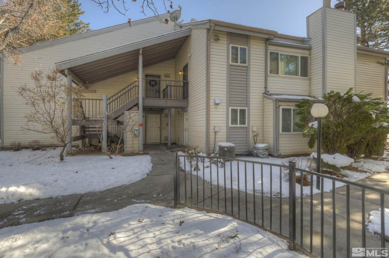 2383 Roundhouse Road - Photo 1