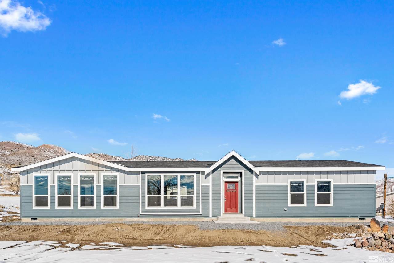 201 Huckleberry Way - Photo 1