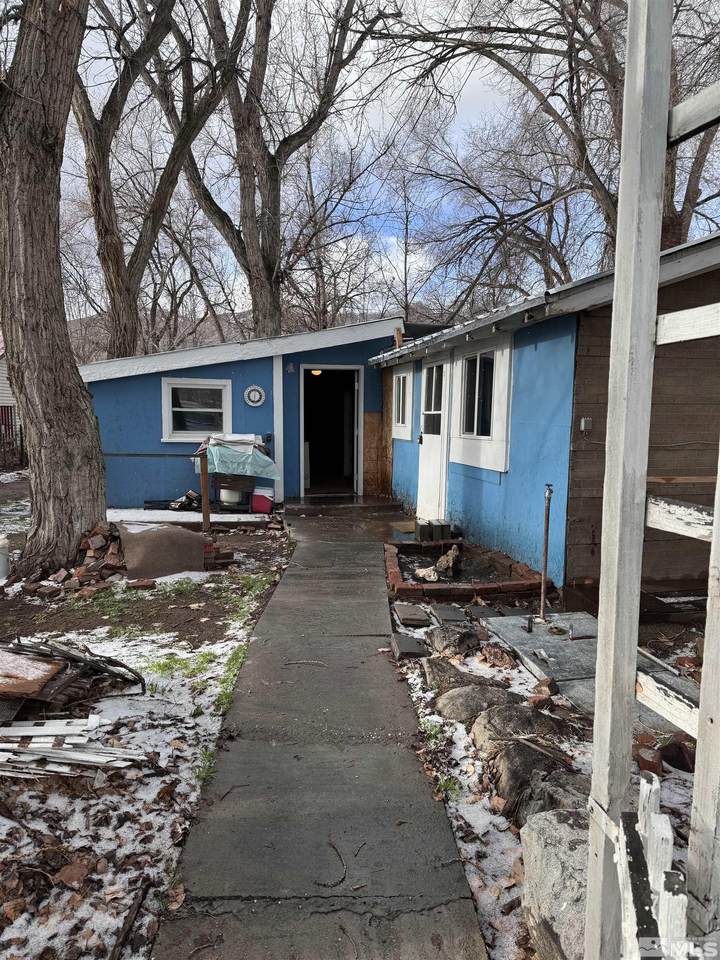 418 Second Street - Photo 1