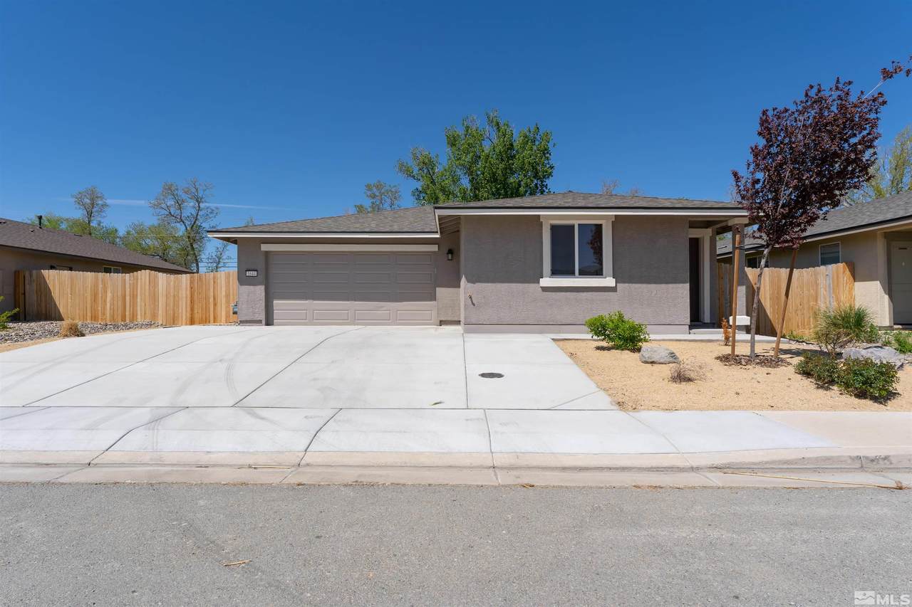 1644 Summerwind Drive - Photo 1