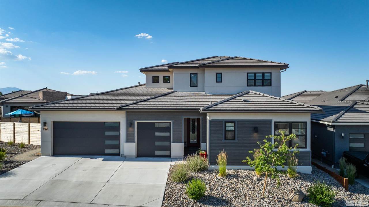 961 Solarium Drive - Photo 1