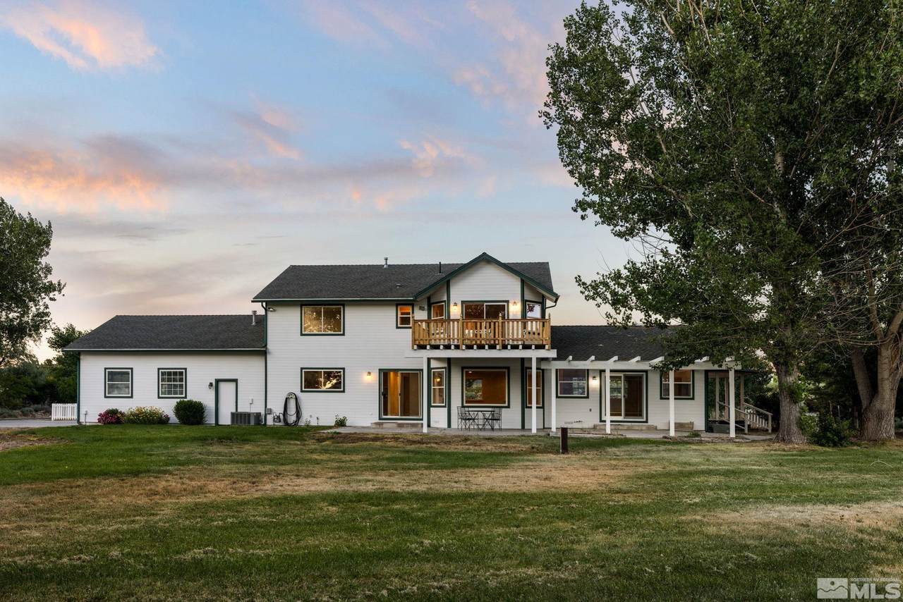 1590 Valley Road - Photo 1
