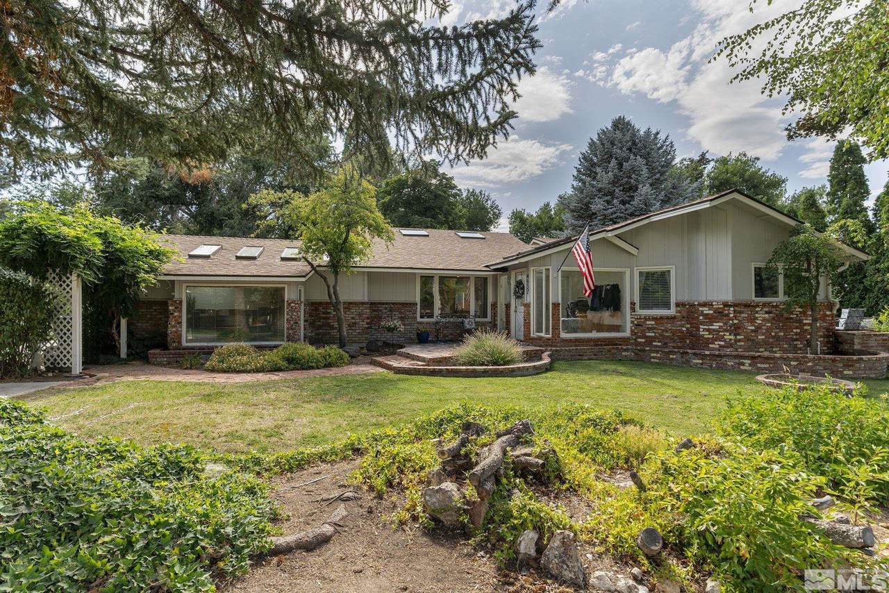 4937 Idlewild Drive - Photo 1