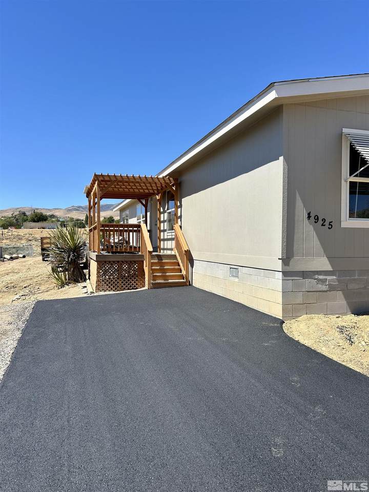 4925 Carson Lane - Photo 1