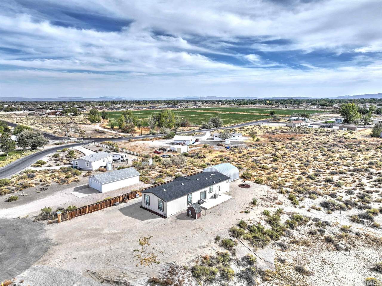 1819 Roberson Lane - Photo 1