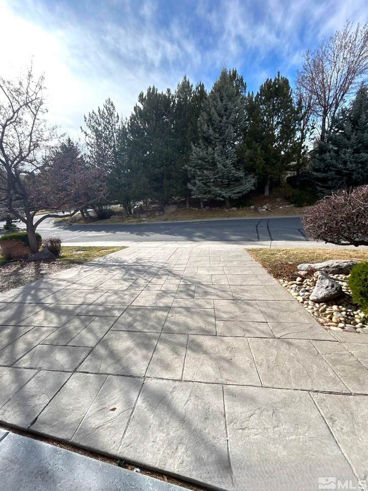https://bt-photos.global.ssl.fastly.net/reno/1280_boomver_1_250003020-2.jpg