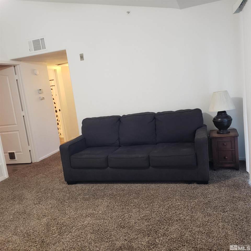 https://bt-photos.global.ssl.fastly.net/reno/1280_boomver_1_250050437-2.jpg