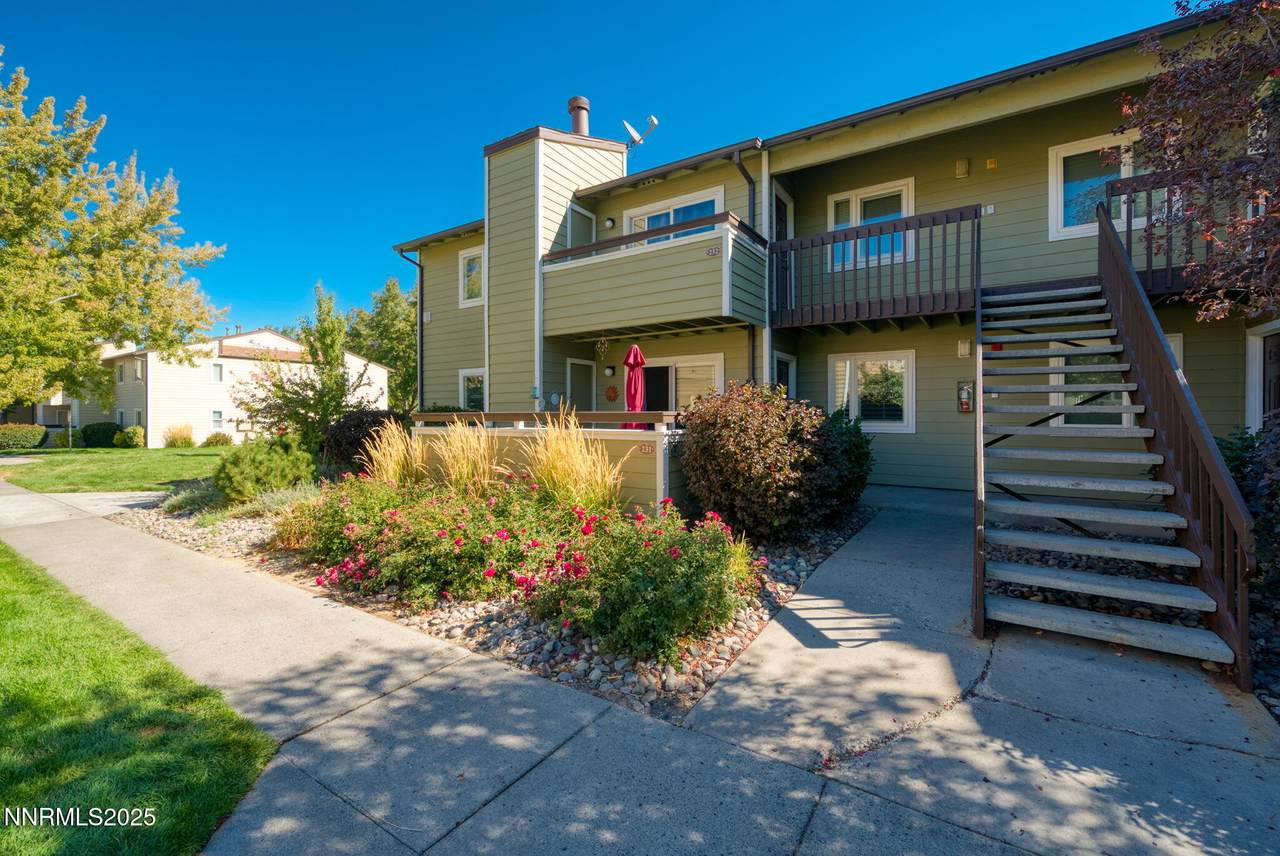 555 Patriot Boulevard - Photo 1