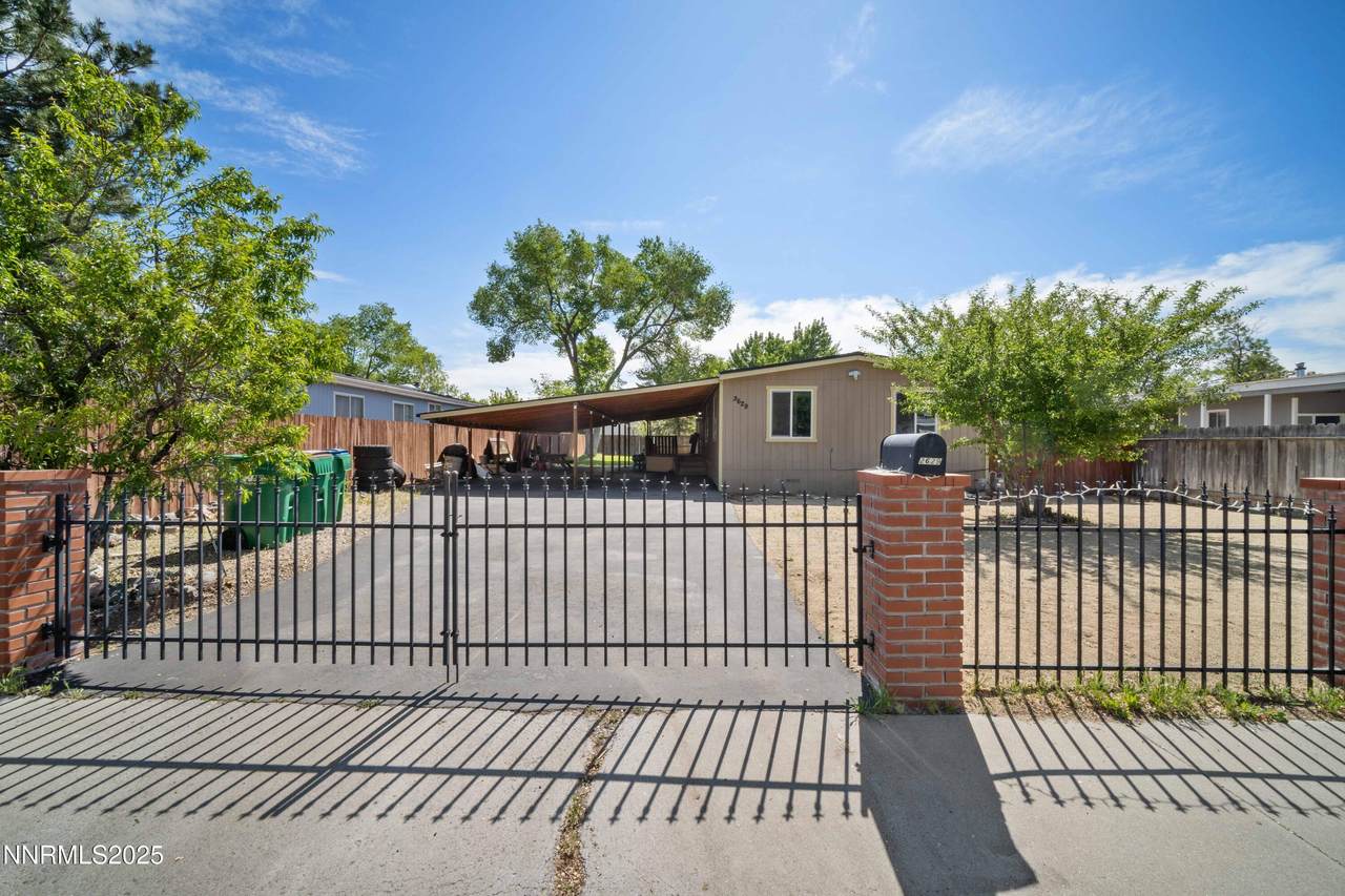 2629 Concord Drive - Photo 1