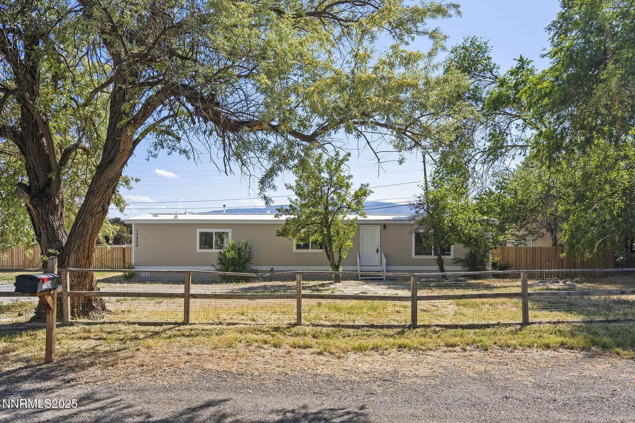 17820 Mockingbird Drive - Photo 1