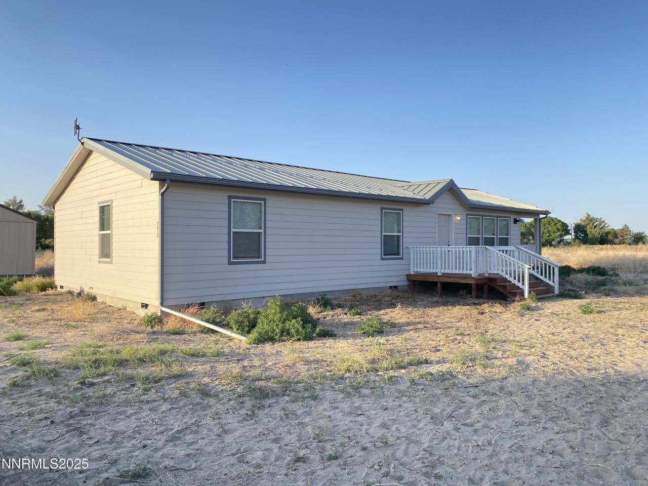 772 Ronald Way - Photo 1