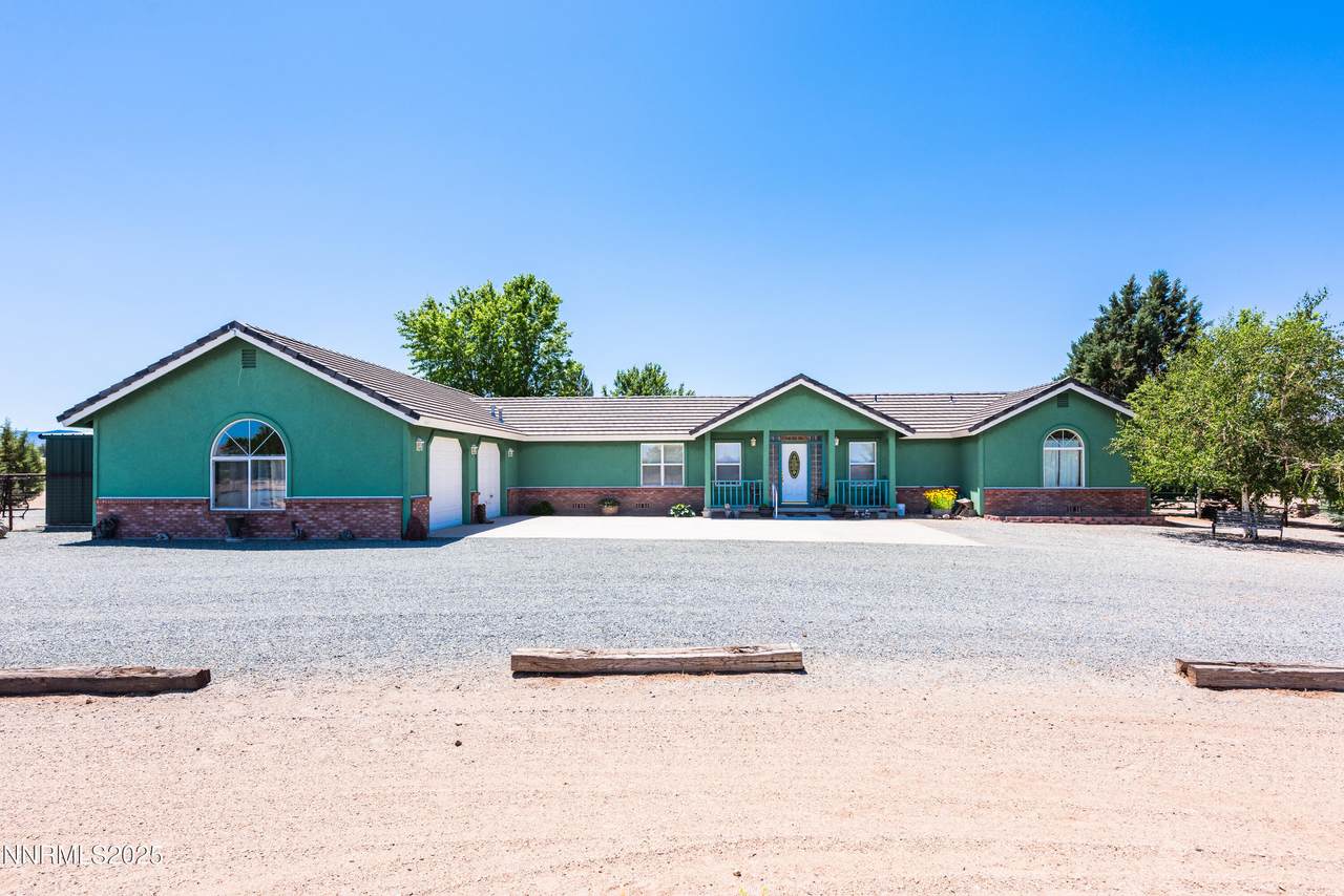 17 Grand View Lane - Photo 1