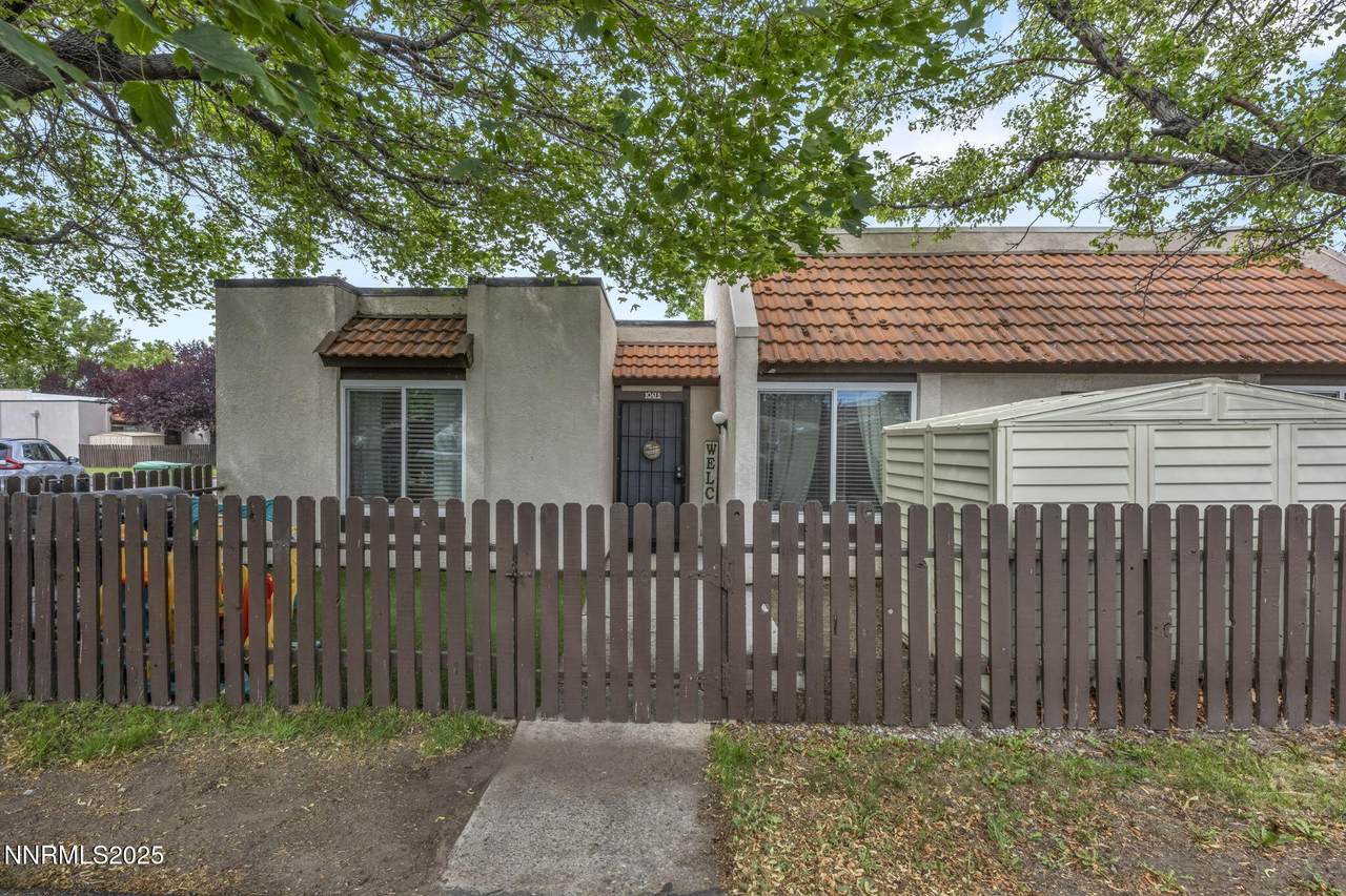 1041 Baywood Drive - Photo 1