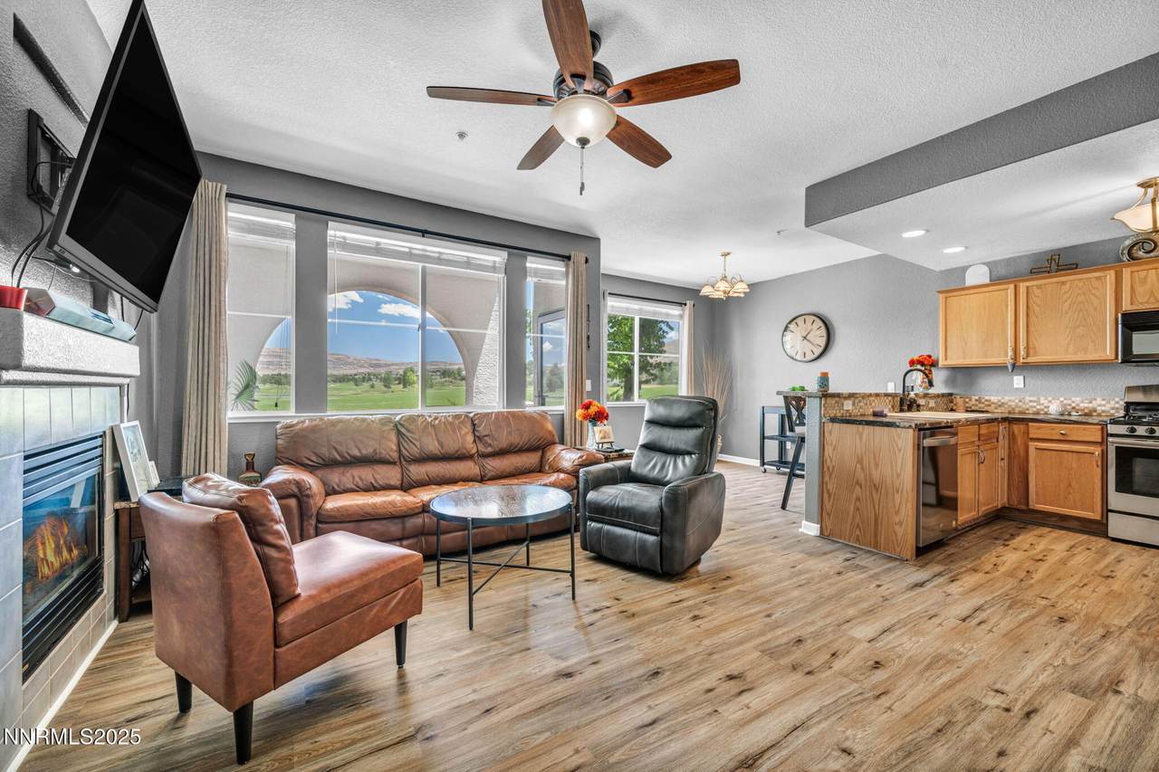 6230 Ingleston Drive - Photo 1