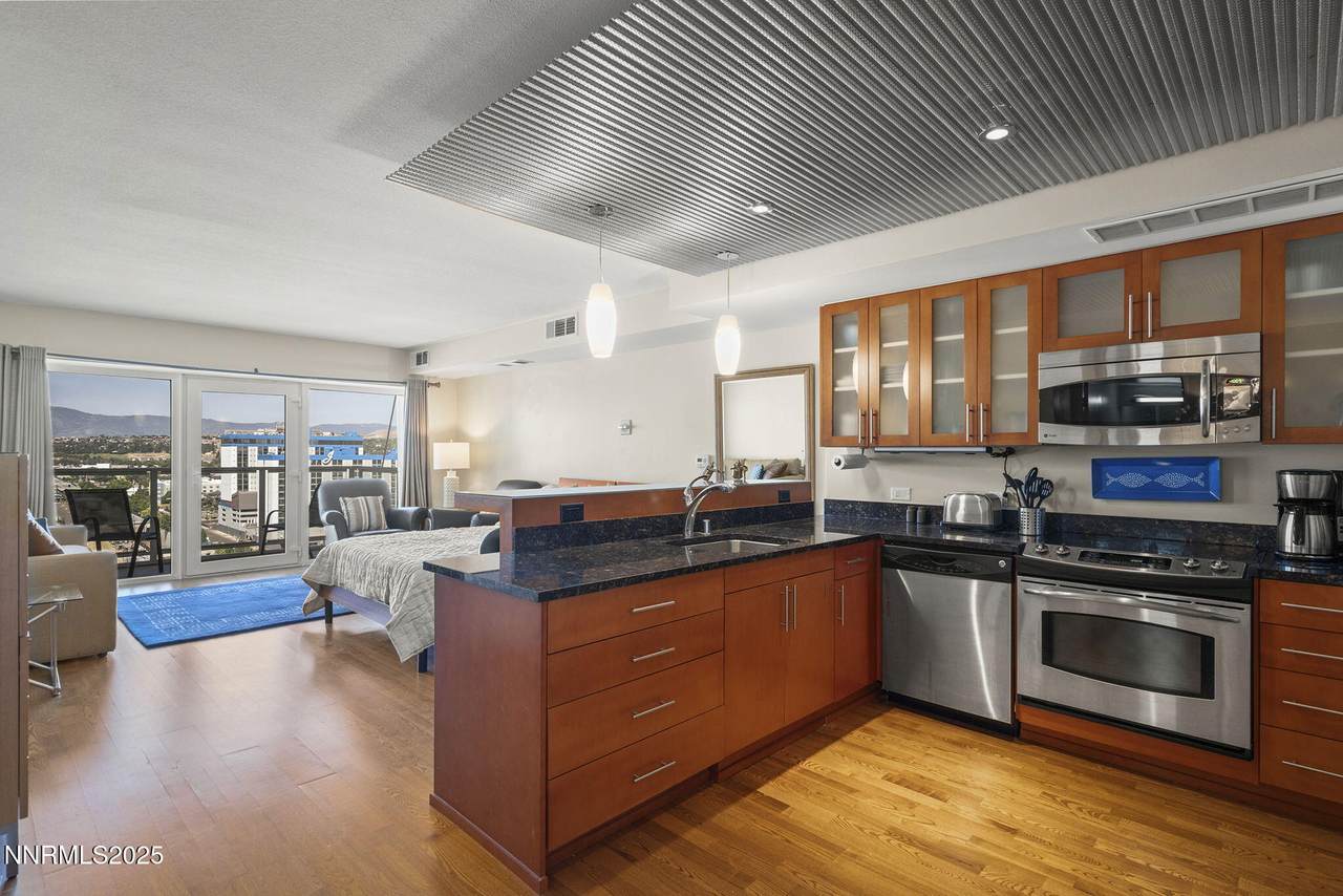 255 Sierra Street - Photo 1