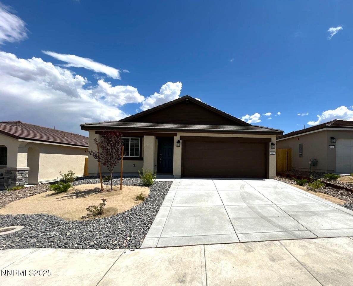 963 Cascade Range Drive - Photo 1