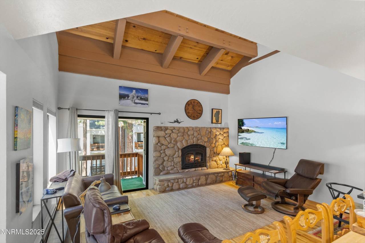 807 Alder Avenue - Photo 1