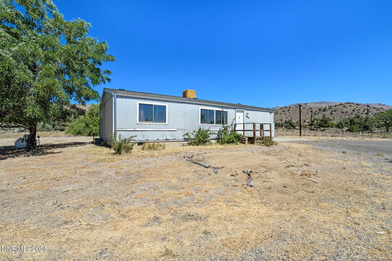 1490 Sandstone Drive - Photo 1