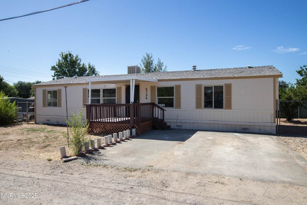 5136 Sun Valley Boulevard - Photo 1