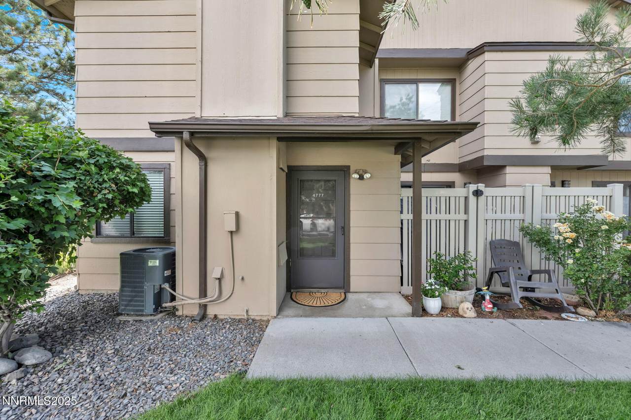 4777 Reggie Road - Photo 1