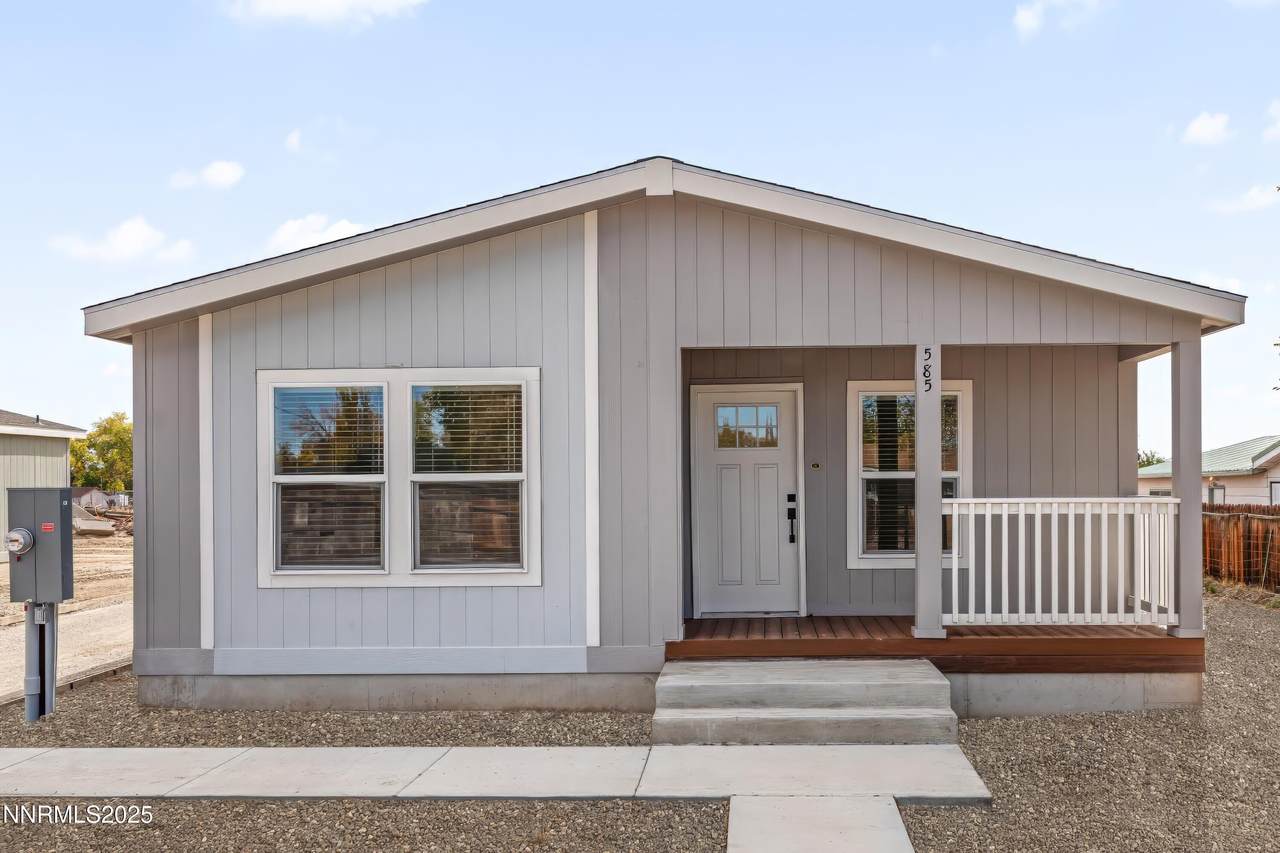 585 Babb Place - Photo 1