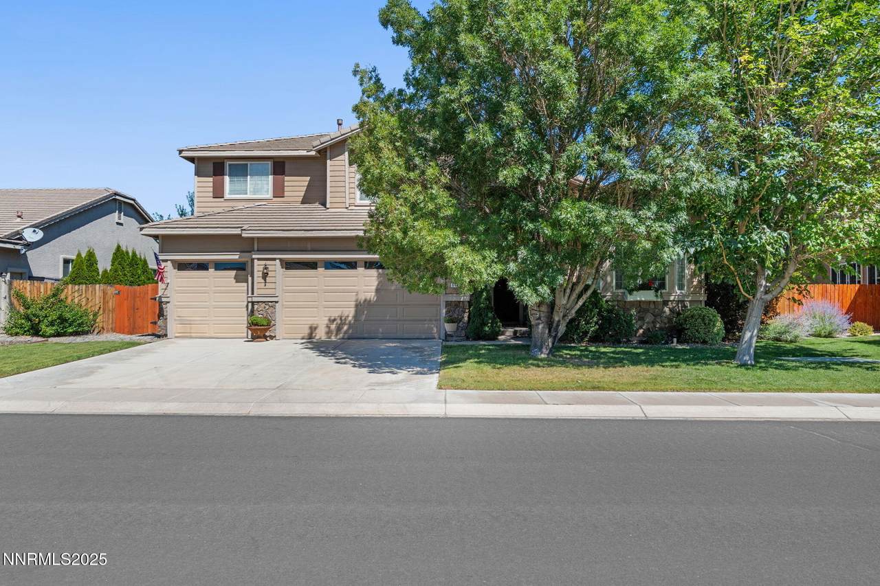 648 St Andrews Drive - Photo 1