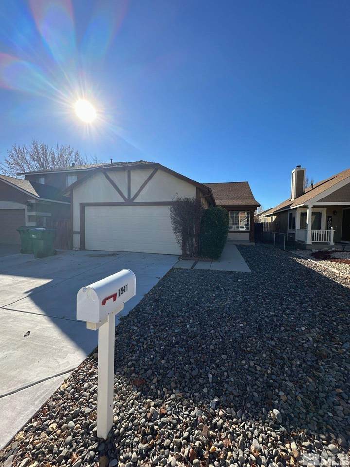 1941 Fargo Way - Photo 1