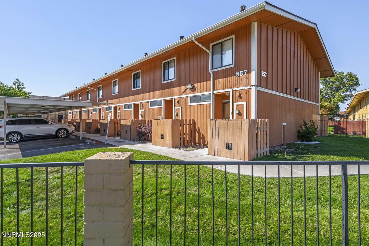 857 Nutmeg Place - Photo 1