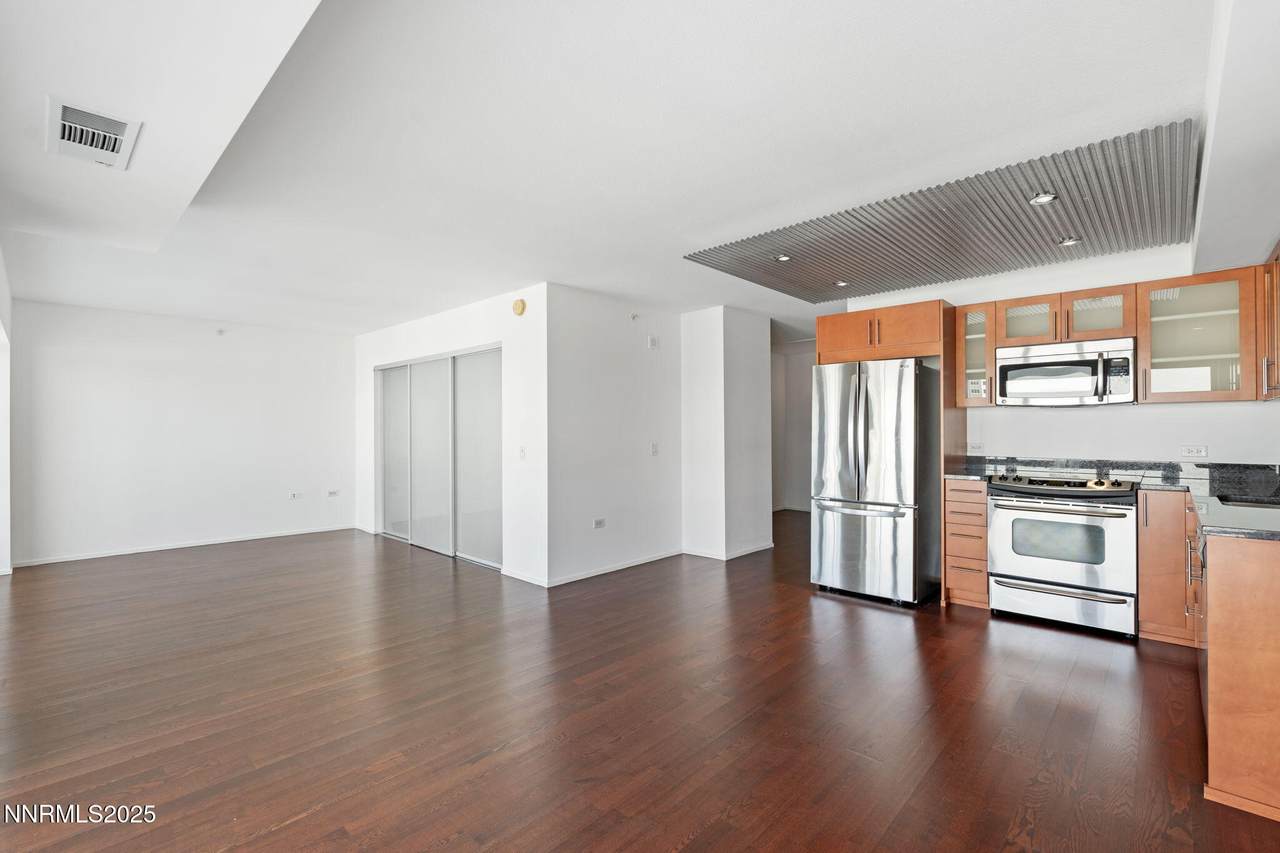 255 Sierra Street - Photo 1