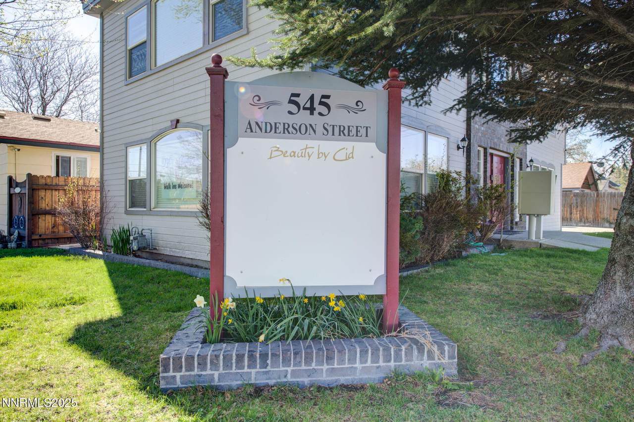 545 Anderson Street - Photo 1