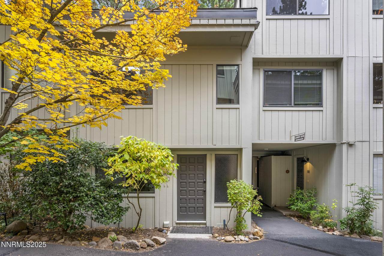 989 Tahoe Boulevard - Photo 1